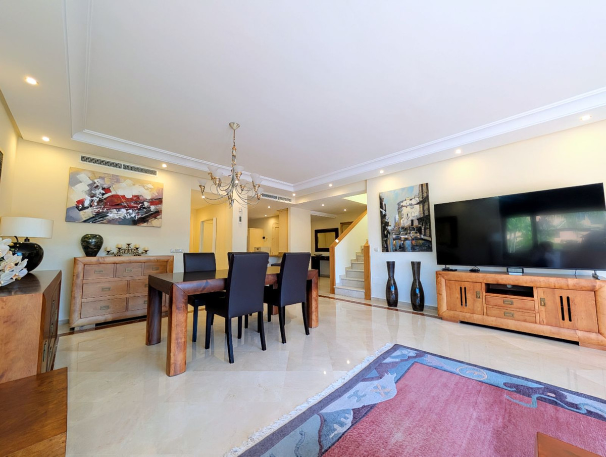 Apartamentos de 3 dormitorios en venta en Nueva Milla de Oro – R5223283 Apartamentos de 3 dormitorios en venta en Nueva Milla de Oro – R5223283