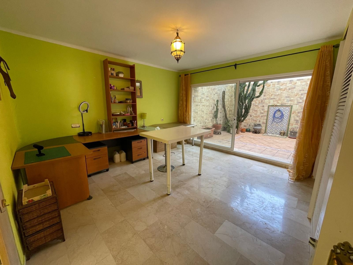 Apartamentos de 3 dormitorios en venta en Marbella – R5227690