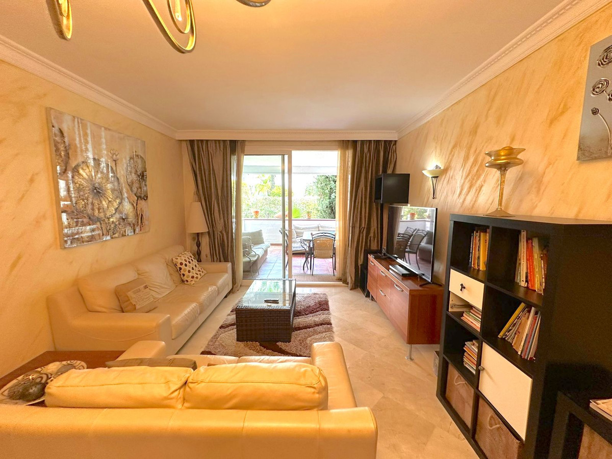 3 bedroom Apartments for sale in Atalaya – R5026123