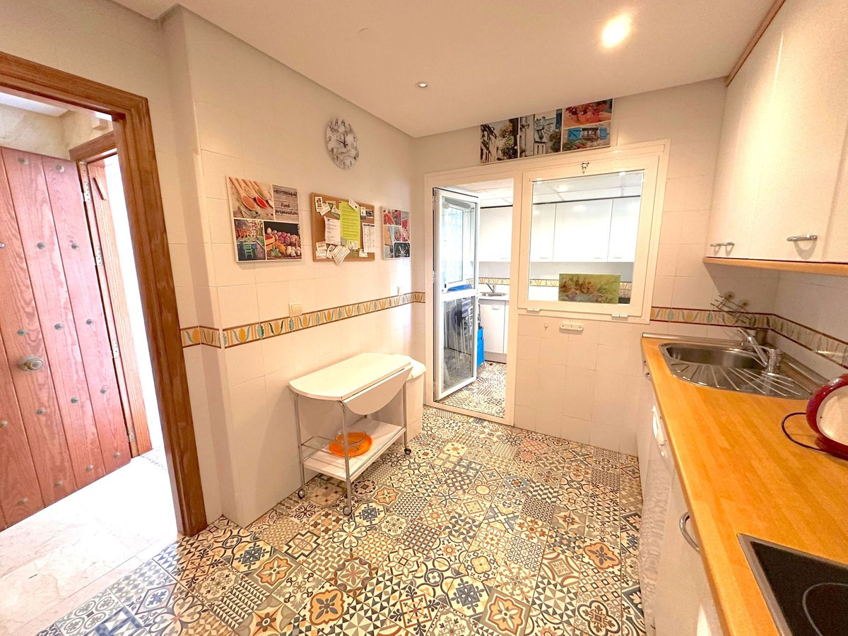 3 bedroom Apartments for sale in Atalaya – R5026123