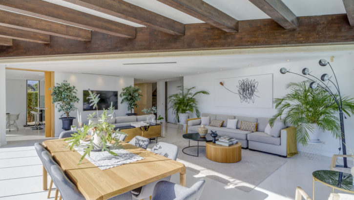 5 bedroom Villas for sale in Marbella – R5200426 5 bedroom Villas for sale in Marbella – R5200426 in