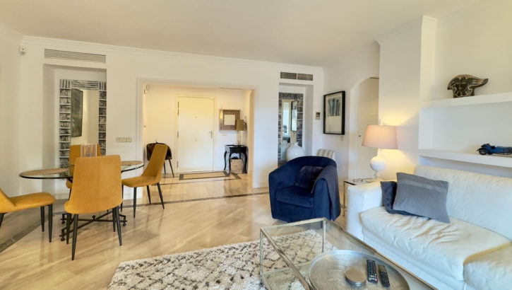 2 bedroom Apartments for sale in Elviria – R5226676 in 