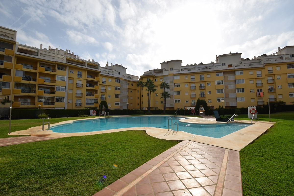 2 bedroom Apartments for sale in La Cala de Mijas – R5187910 2 bedroom Apartments for sale in La Cala de Mijas – R5187910