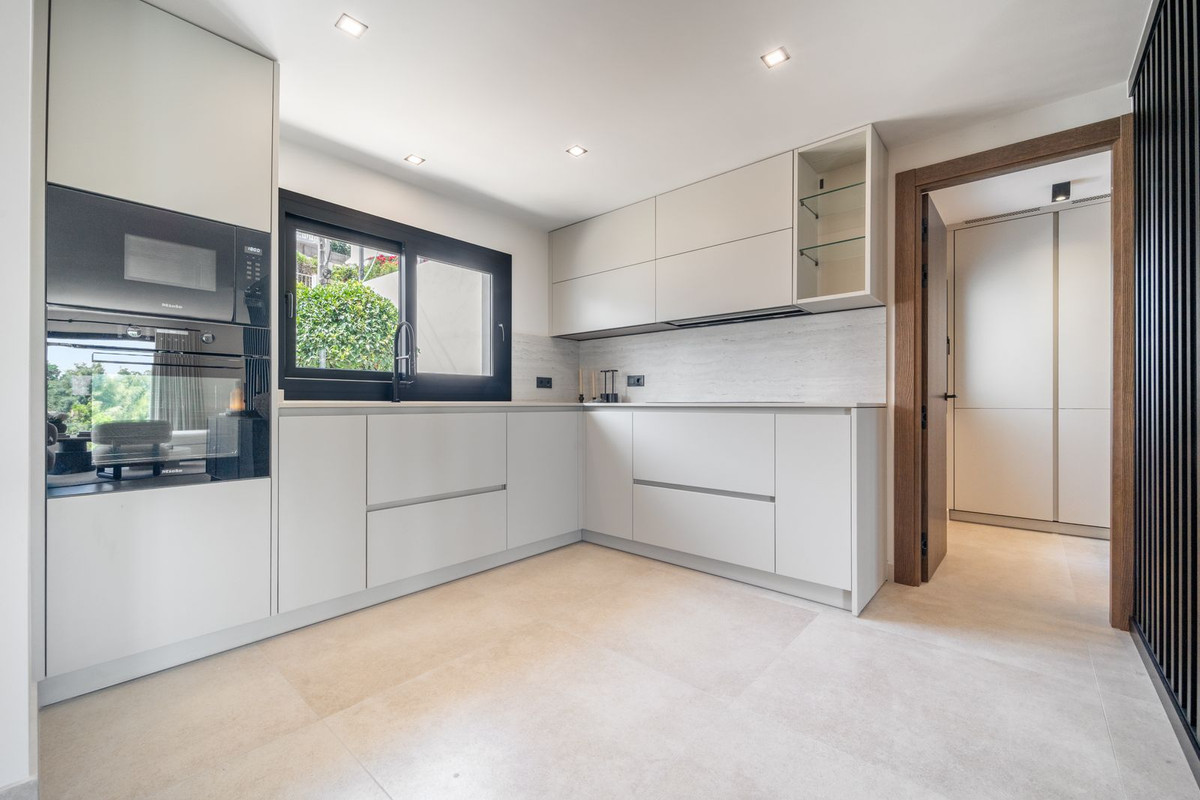 Villas de 5 dormitorios en venta en La Cala de Mijas – R5217538 Villas de 5 dormitorios en venta en La Cala de Mijas – R5217538