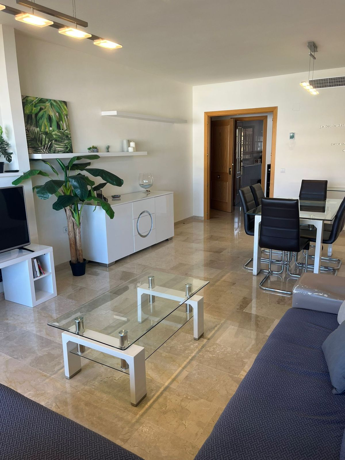 3 bedroom Apartments for sale in Selwo – R5134765 3 bedroom Apartments for sale in Selwo – R5134765
