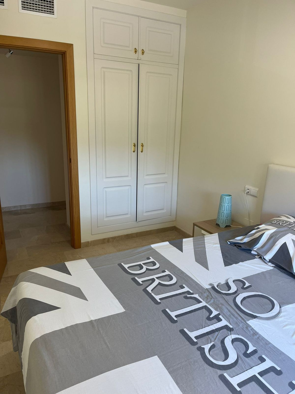 3 bedroom Apartments for sale in Selwo – R5134765 3 bedroom Apartments for sale in Selwo – R5134765