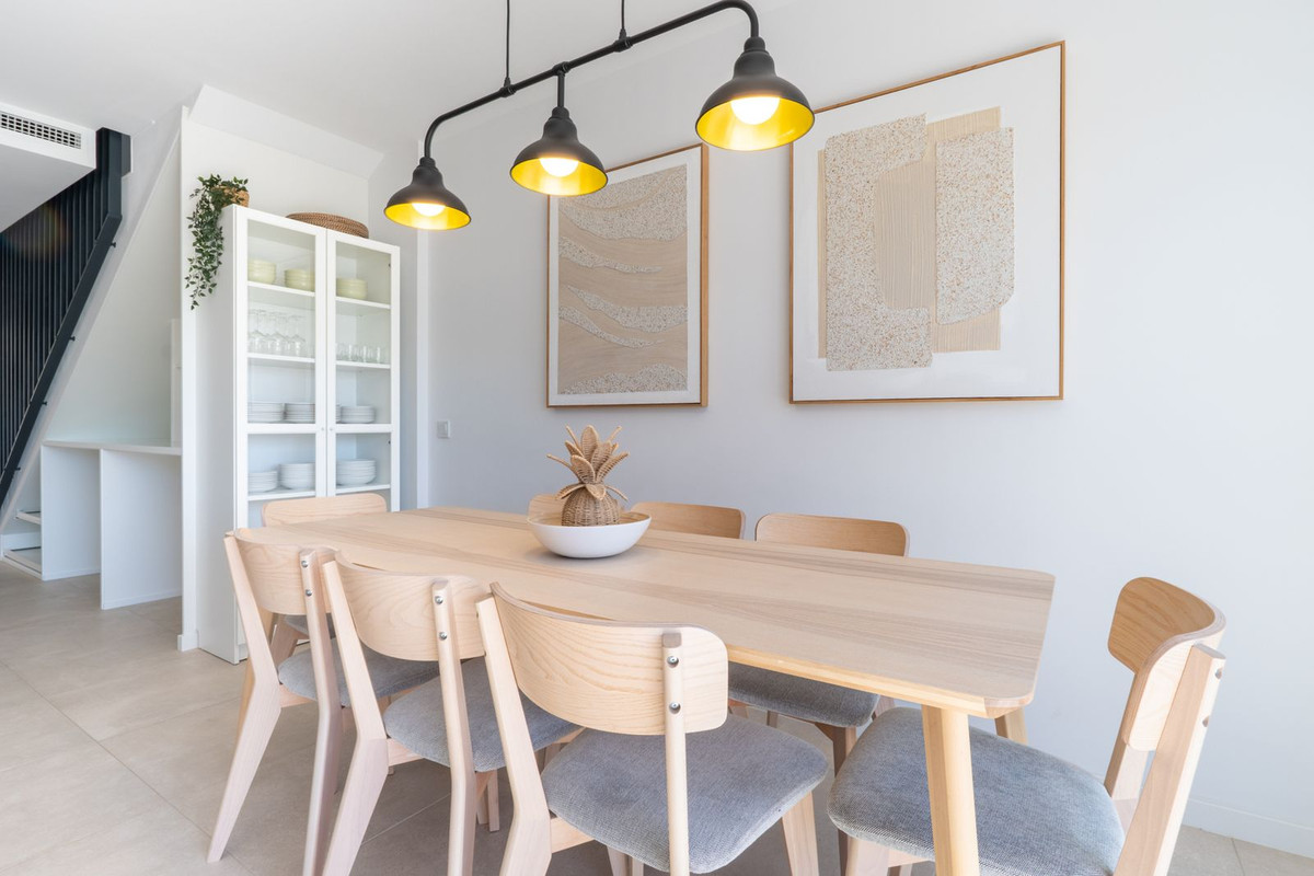 4 bedroom Townhouses for sale in La Cala de Mijas – R5215582 4 bedroom Townhouses for sale in La Cala de Mijas – R5215582