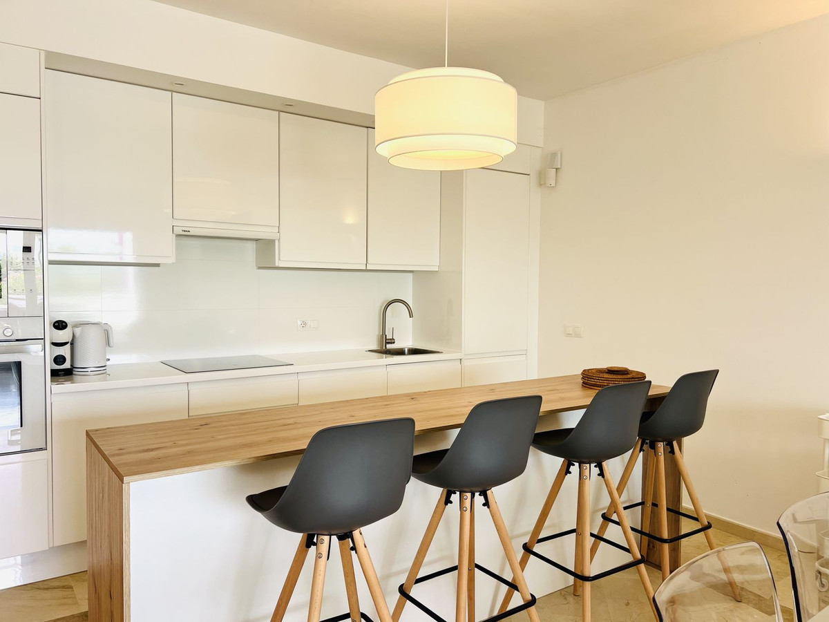 Apartamentos de 3 dormitorios en venta en Marbella – R5070202