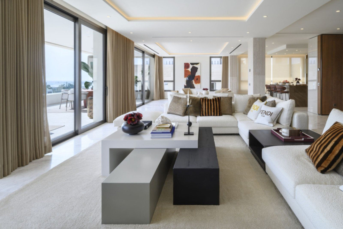 Apartamentos de 4 dormitorios en venta en Marbella – R5061520 Apartamentos de 4 dormitorios en venta en Marbella – R5061520