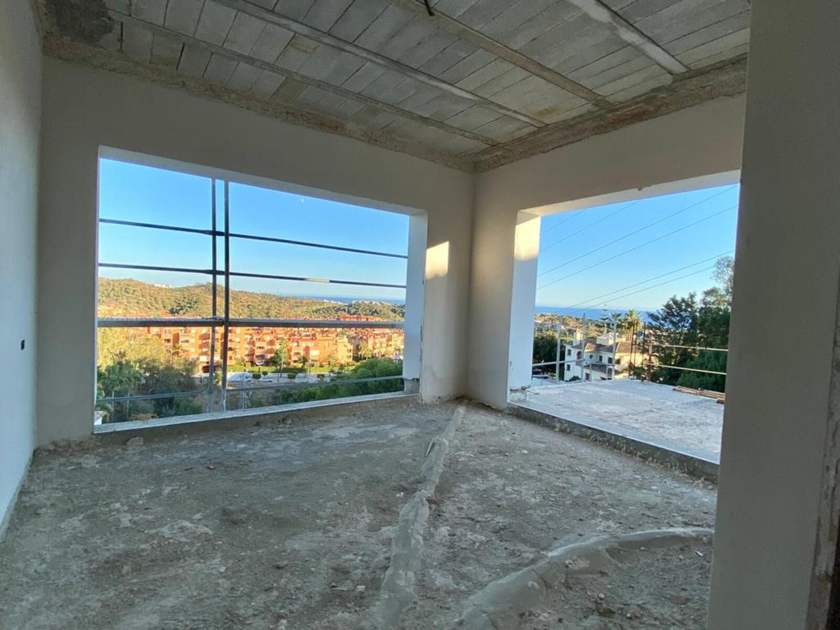 5 bedroom Villas for sale in Las Chapas – R4949926 5 bedroom Villas for sale in Las Chapas – R4949926