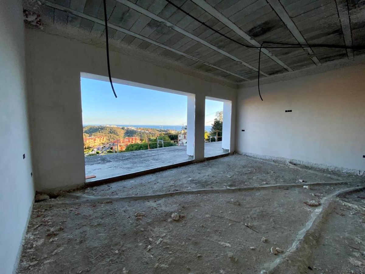 5 bedroom Villas for sale in Las Chapas – R4949926 5 bedroom Villas for sale in Las Chapas – R4949926