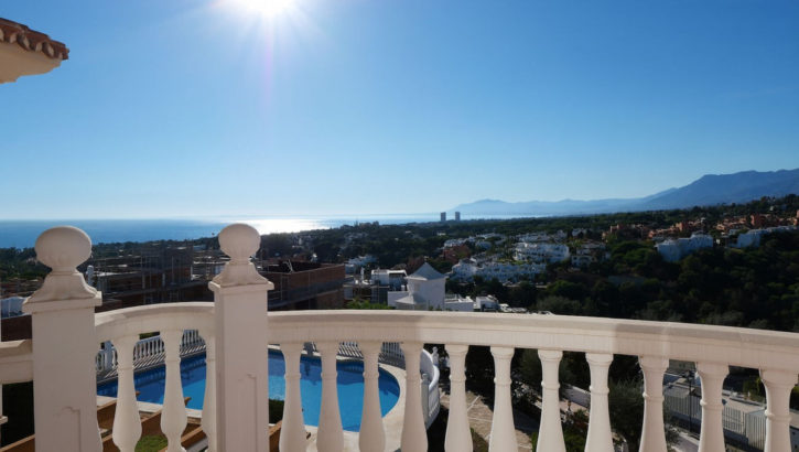 Apartamentos de 3 dormitorios en venta en Cabopino – R5130787 en 