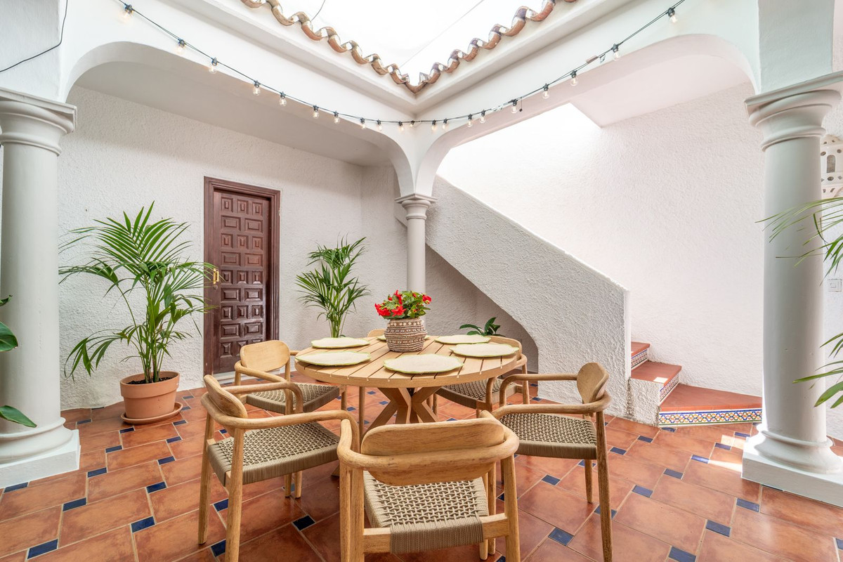 Villas de 4 dormitorios en venta en Nueva Milla de Oro – R5115433