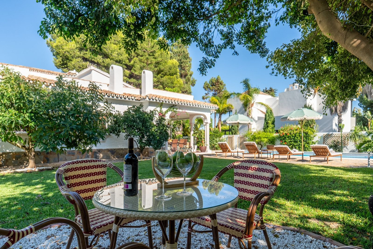 Villas de 4 dormitorios en venta en Nueva Milla de Oro – R5115433