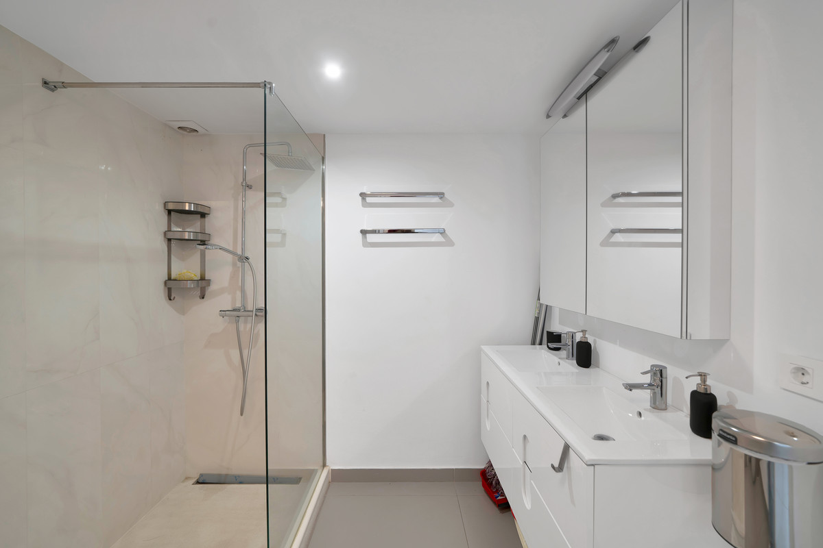 2 bedroom Apartments for sale in Marbella – R5225908 2 bedroom Apartments for sale in Marbella – R5225908