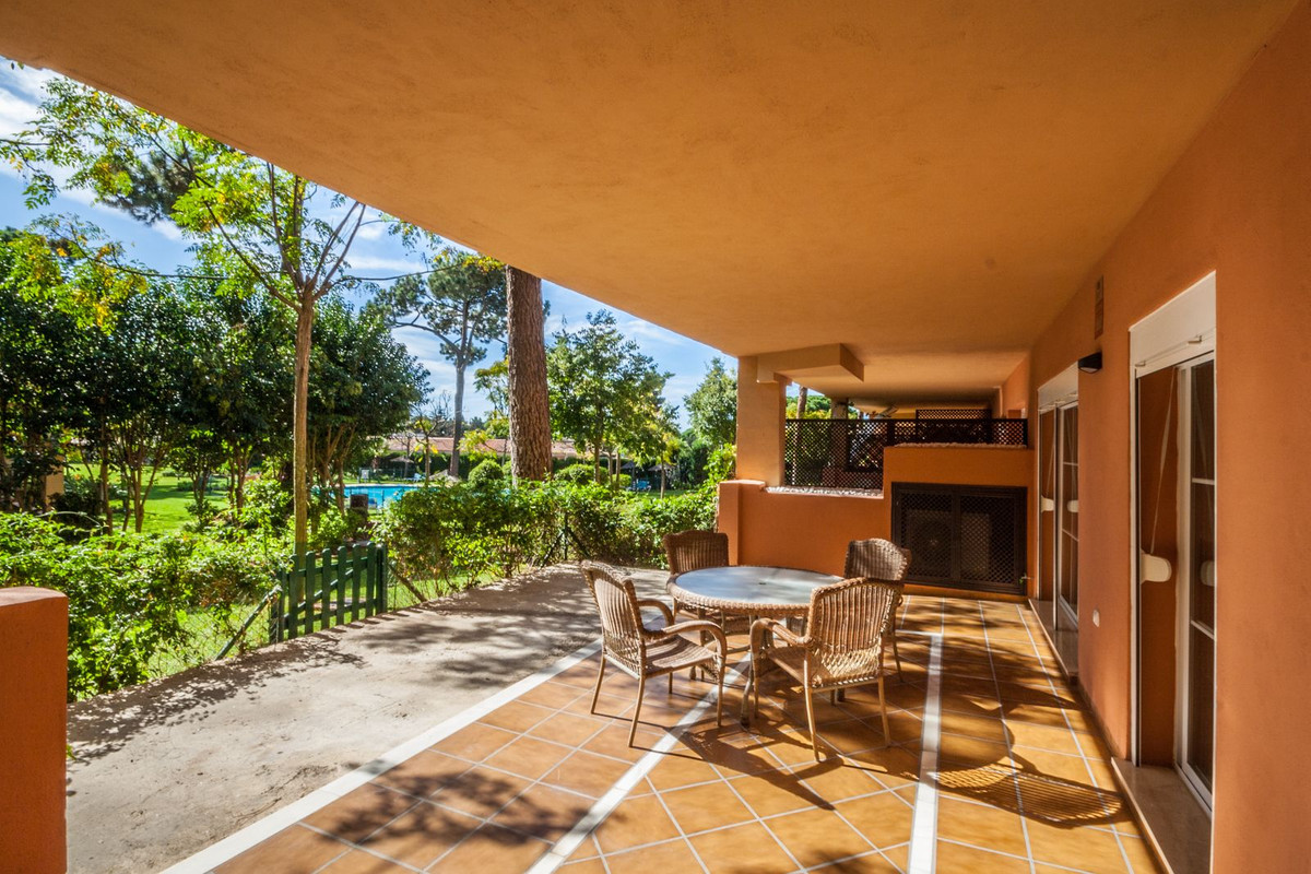 2 bedroom Apartments for sale in Elviria – R5212525