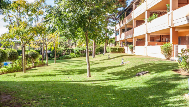 2 bedroom Apartments for sale in Elviria – R5212525 in 