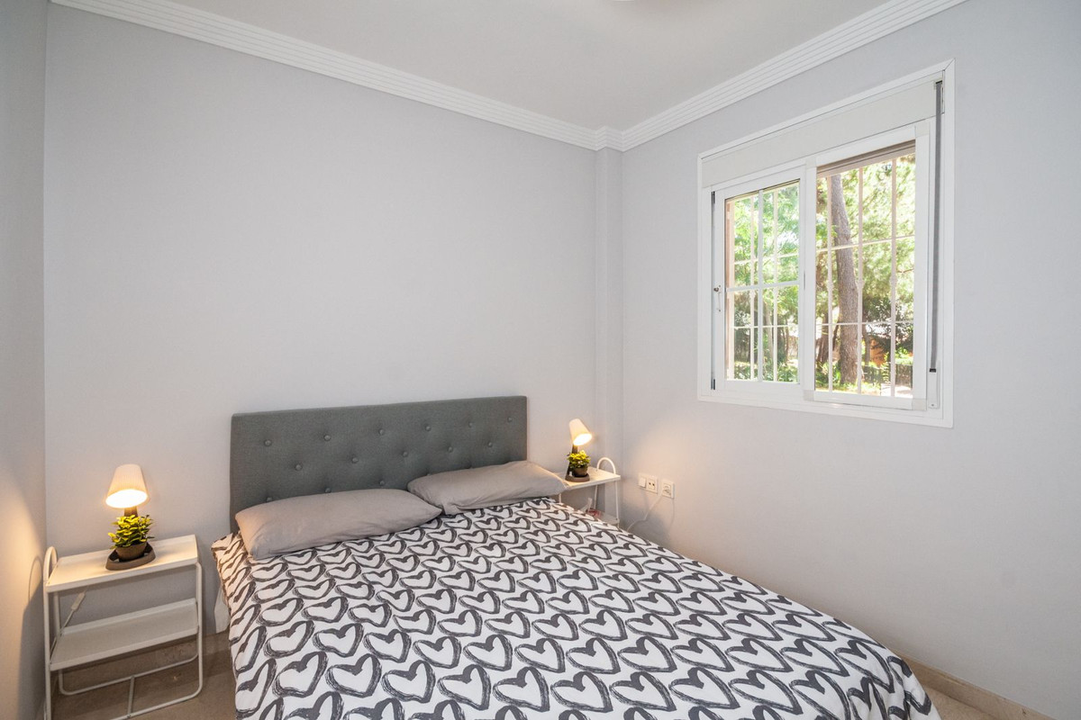 2 bedroom Apartments for sale in Elviria – R5212525