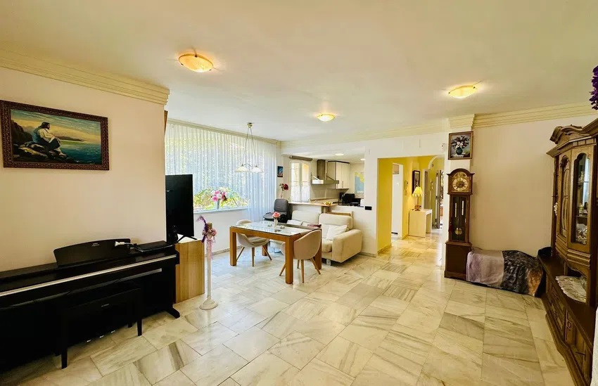 Adosados de 5 dormitorios en venta en Riviera del Sol – R5179777