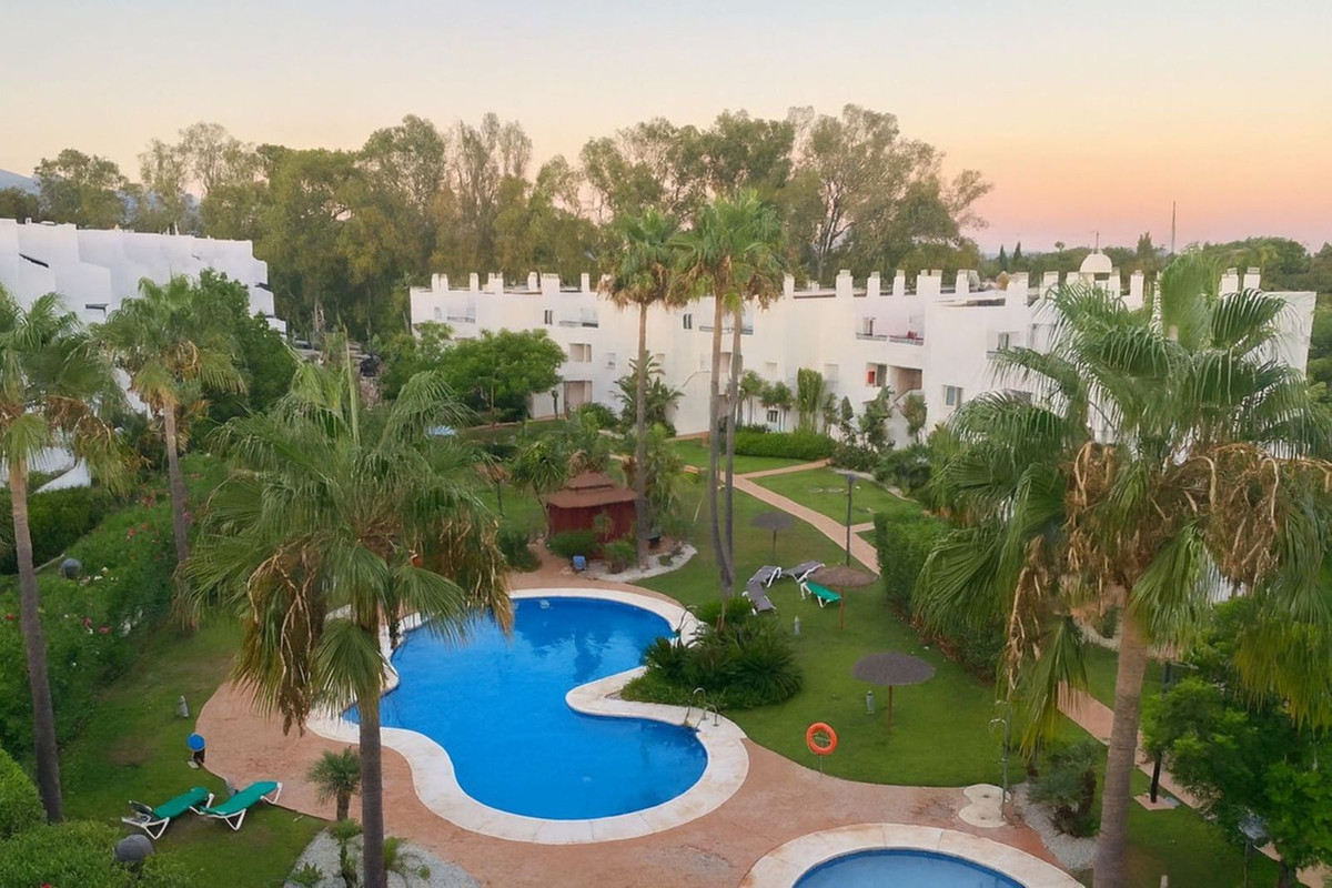 Apartamentos de 2 dormitorios en venta en Guadalmina Baja – R5195236 Apartamentos de 2 dormitorios en venta en Guadalmina Baja – R5195236