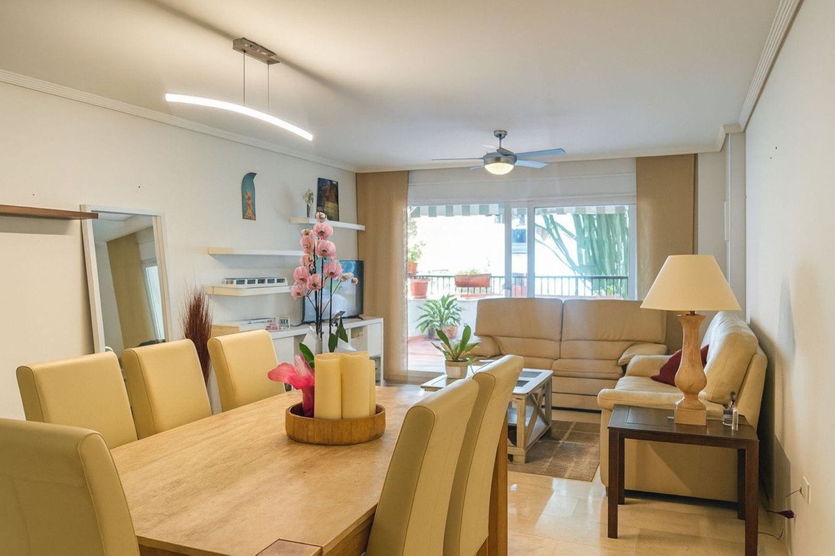Apartamentos de 2 dormitorios en venta en Guadalmina Baja – R5195236 Apartamentos de 2 dormitorios en venta en Guadalmina Baja – R5195236