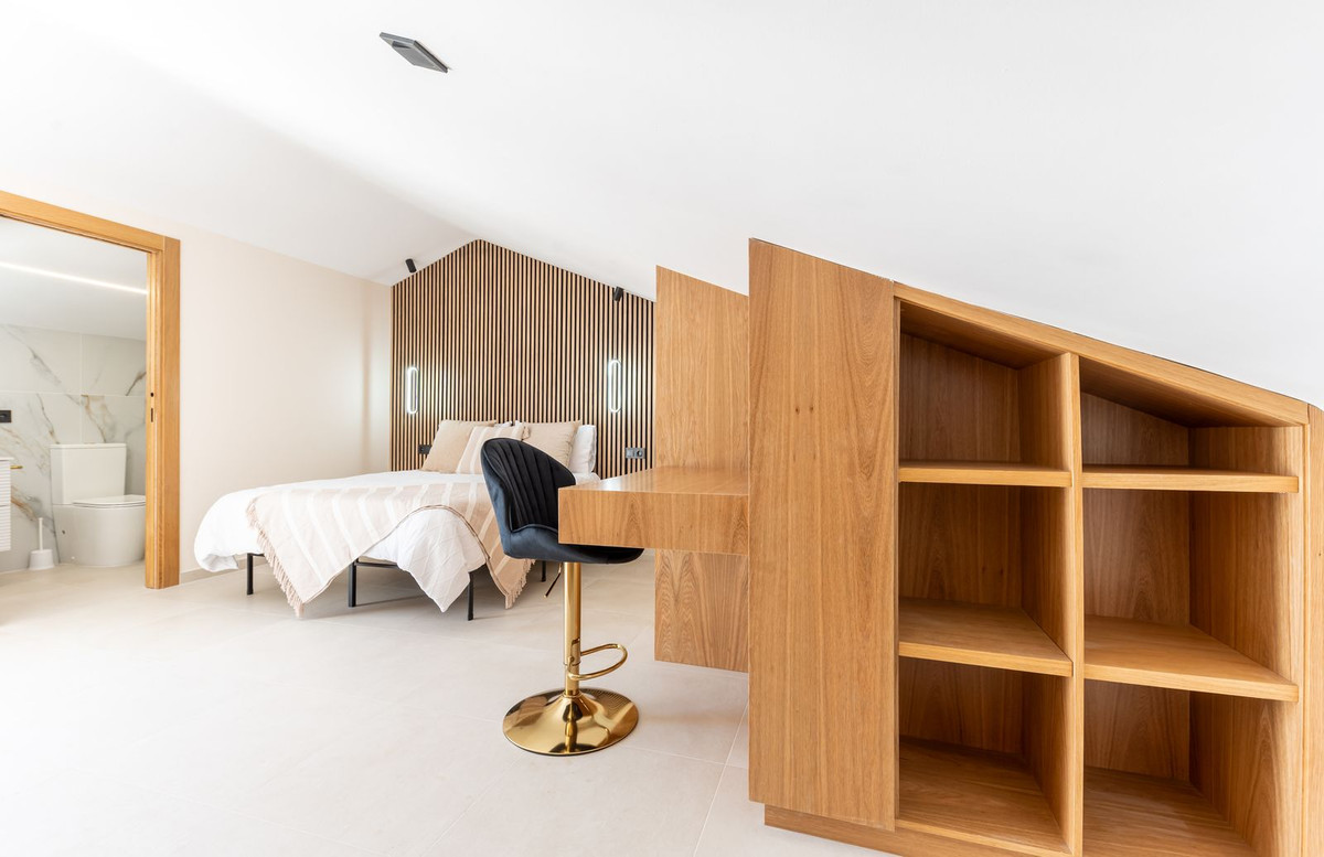 4 bedroom Townhouses for sale in Nueva Milla de Oro – R5172736