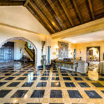 6 bedroom Villas for sale in Sierra Blanca – R5220262