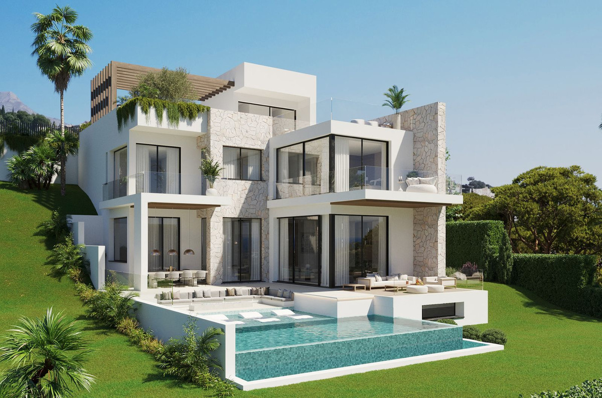 4 bedroom Villas for sale in Elviria – R4747429