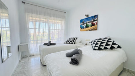 2 bedroom Apartments for sale in Miraflores – R5080201