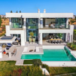 4 bedroom Villas for sale in Riviera del Sol – R5167711 4 bedroom Villas for sale in Riviera del Sol – R5167711