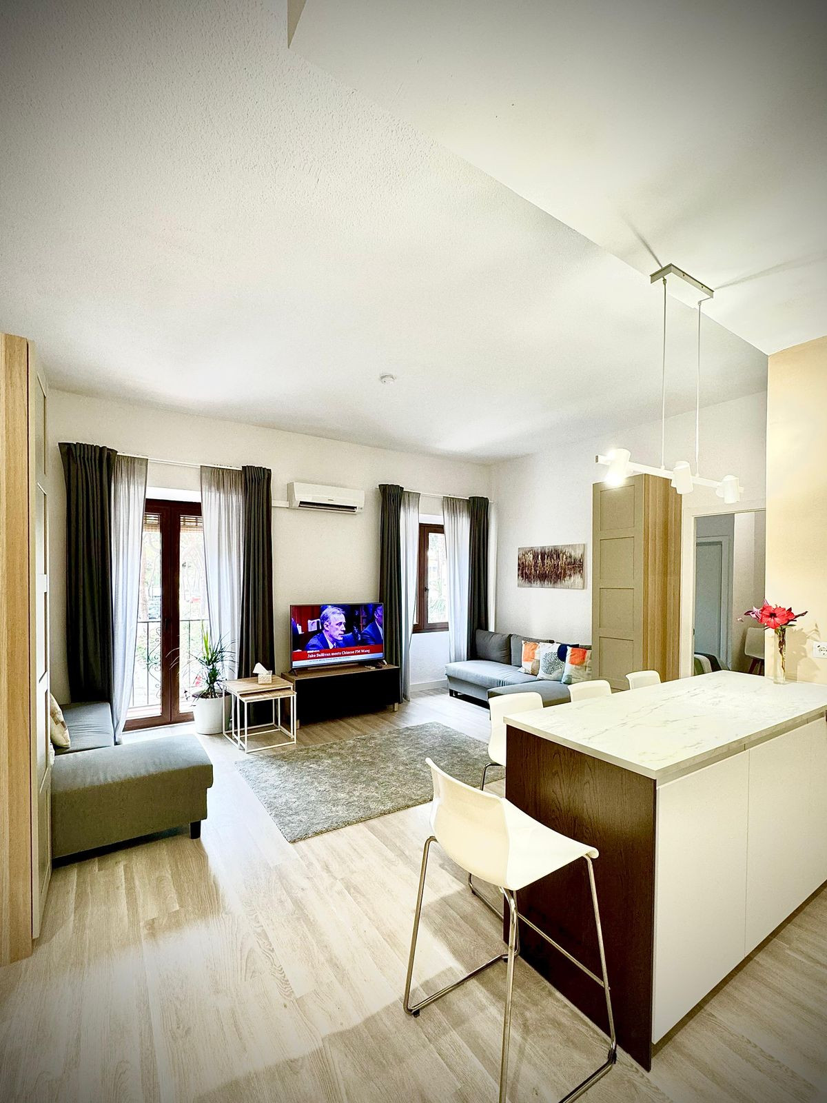 Apartamentos de 2 dormitorios en venta en Calahonda – R5119843