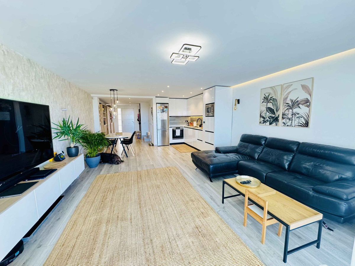 4 bedroom Townhouses for sale in Calahonda – R5191633 4 bedroom Townhouses for sale in Calahonda – R5191633