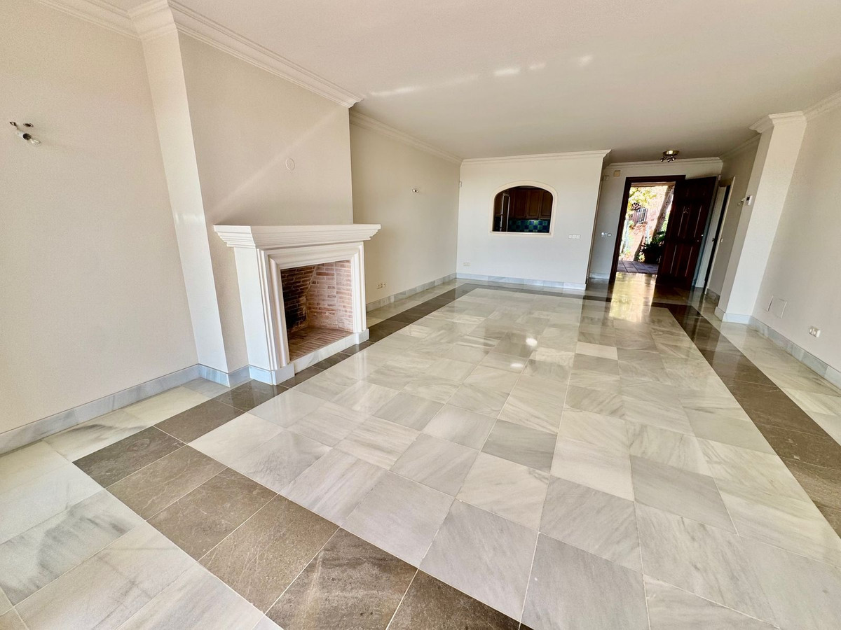 2 bedroom Apartments for sale in Monte Halcones – R5219605 2 bedroom Apartments for sale in Monte Halcones – R5219605