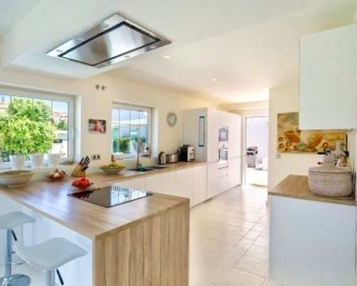 3 bedroom Villas for sale in Riviera del Sol – R5222008