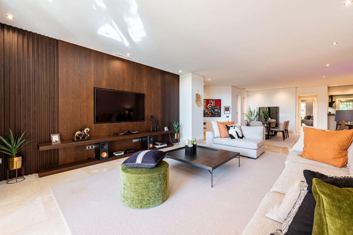 2 bedroom Apartments for sale in Sierra Blanca – R4980742 2 bedroom Apartments for sale in Sierra Blanca – R4980742