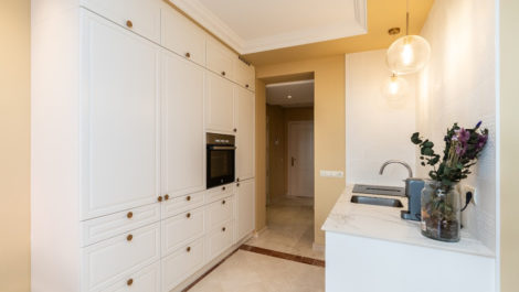 3 bedroom Apartments for sale in Marbella – R5222410