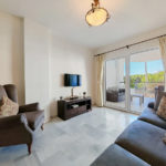 2 bedroom Apartments for sale in Calahonda – R5209339