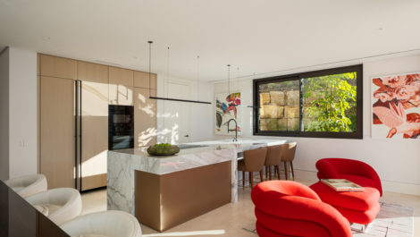 Villas de 5 dormitorios en venta en Milla de Oro – R5212927