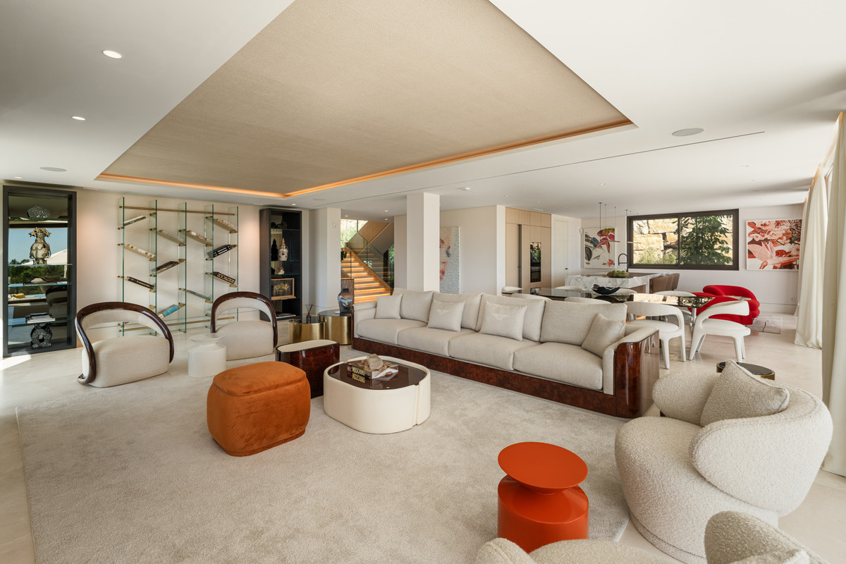 Villas de 5 dormitorios en venta en Milla de Oro – R5212927 Villas de 5 dormitorios en venta en Milla de Oro – R5212927