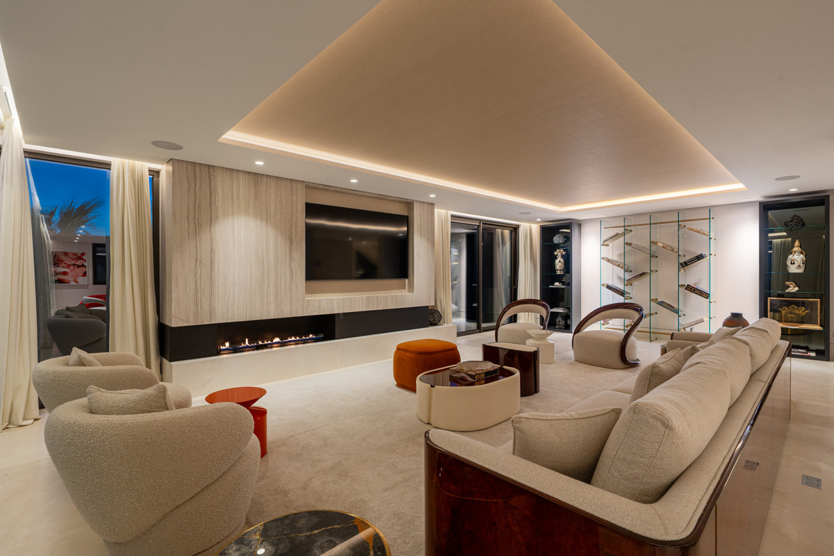 Villas de 5 dormitorios en venta en Milla de Oro – R5212927 Villas de 5 dormitorios en venta en Milla de Oro – R5212927