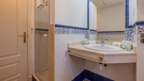 Aticos de 3 dormitorios en venta en La Mairena – R5221033