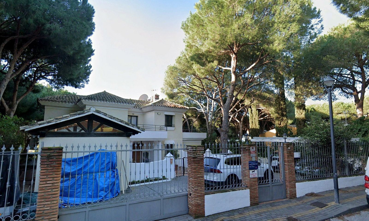 3 bedroom Villas for sale in Marbella – R5034748 3 bedroom Villas for sale in Marbella – R5034748