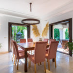 Villas de 6 dormitorios en venta en Guadalmina Baja – R5023624