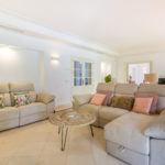 Villas de 6 dormitorios en venta en Guadalmina Baja – R5023624