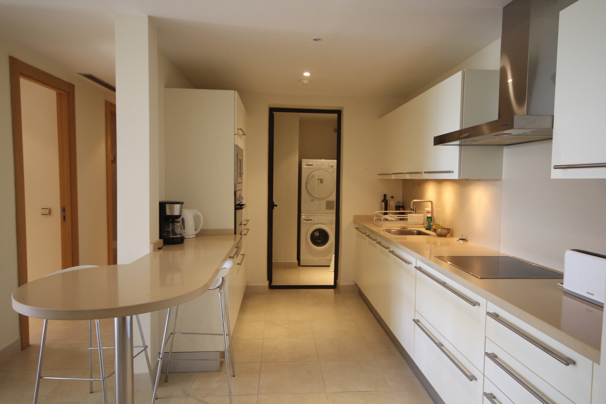 Apartamentos de 2 dormitorios en venta en Altos de los Monteros – R5214430 Apartamentos de 2 dormitorios en venta en Altos de los Monteros – R5214430