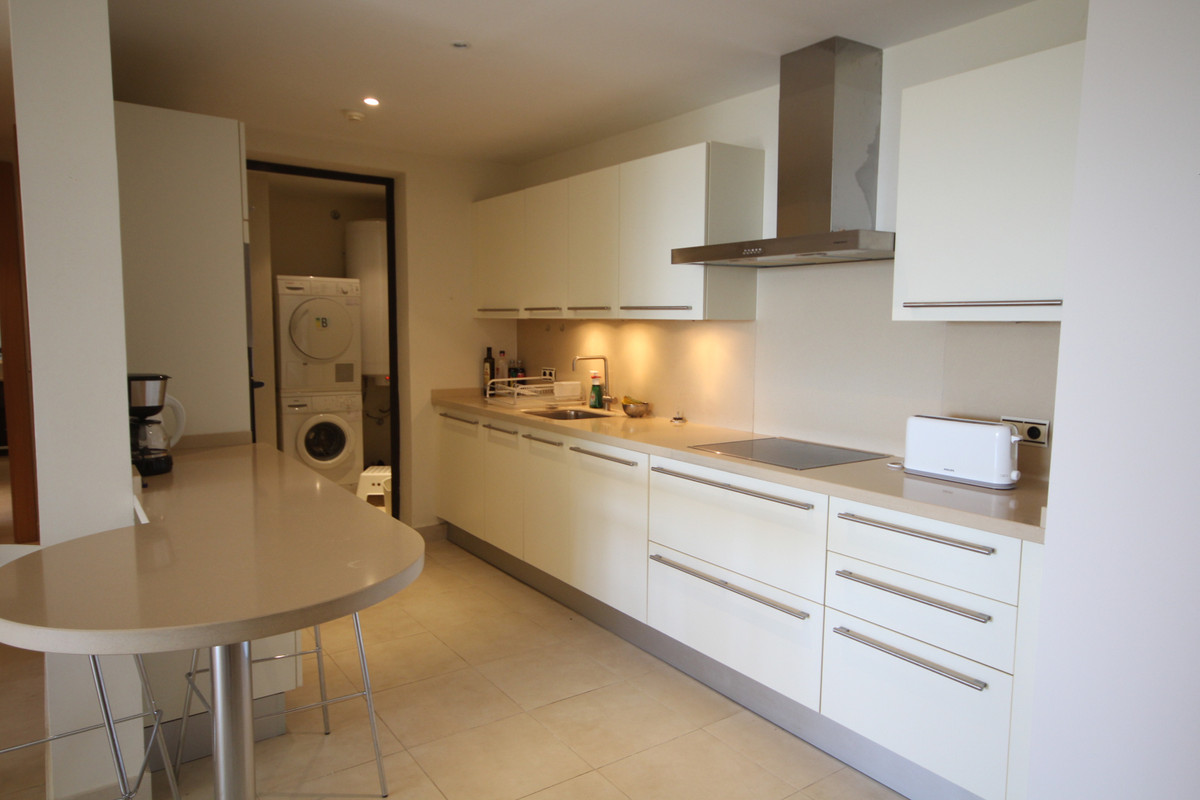 Apartamentos de 2 dormitorios en venta en Altos de los Monteros – R5214430 Apartamentos de 2 dormitorios en venta en Altos de los Monteros – R5214430