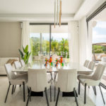 5 bedroom Villas for sale in Monte Halcones – R5226268