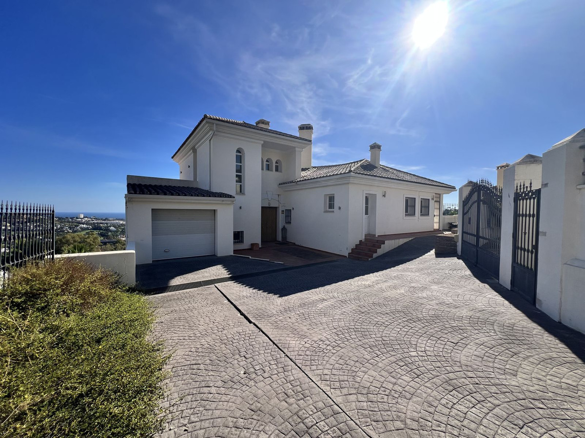 5 bedroom Villas for sale in La Quinta – R5216302 5 bedroom Villas for sale in La Quinta – R5216302