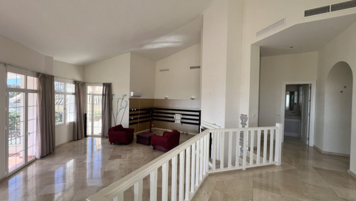 5 bedroom Villas for sale in La Quinta – R5216302 5 bedroom Villas for sale in La Quinta – R5216302 in