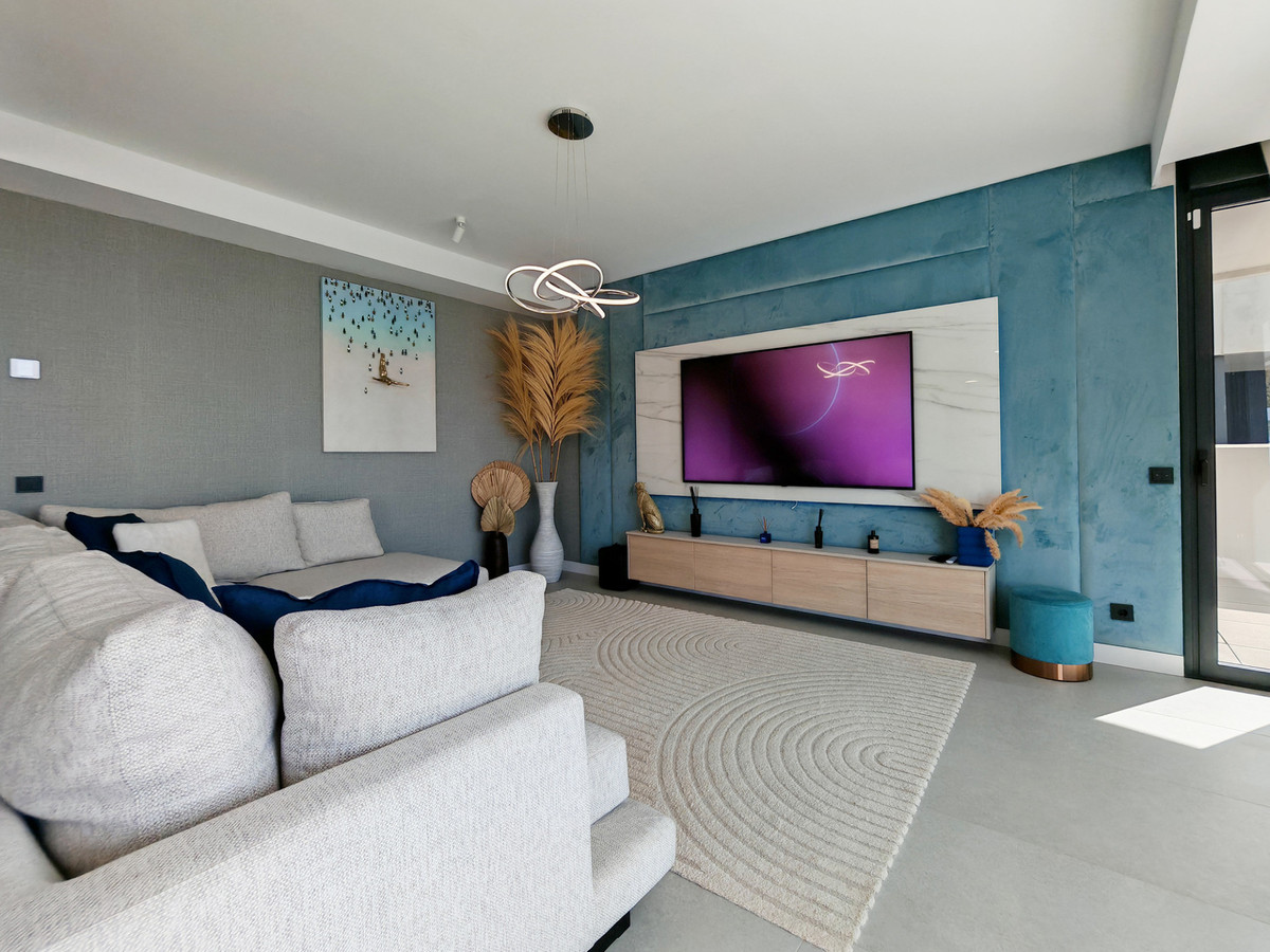 3 bedroom Apartments for sale in Altos de los Monteros – R5220286